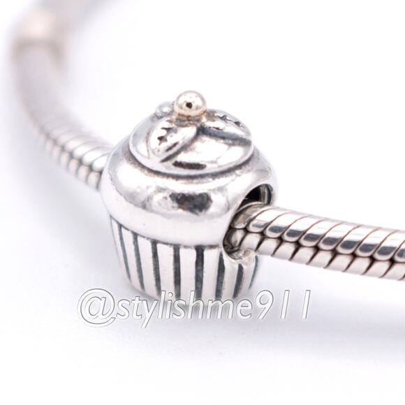 Authentic PANDORA Cupcake Charm 14K Gold - 790417 - Picture 1 of 11